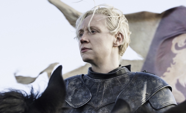 Hra o trůny: Vrcholné okamžiky Brienne s její představitelkou zamávaly | Fandíme serialům