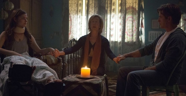 Insidious 3: Počátek - Dvě ukázky a klip | Fandíme filmu