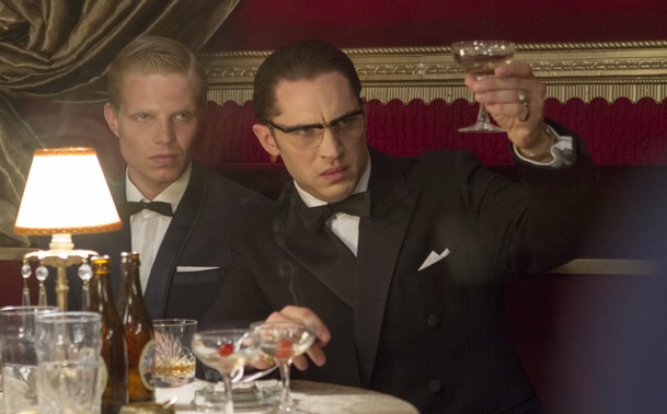 Legend: Tom Hardy v mafiánské dvojroli | Fandíme filmu