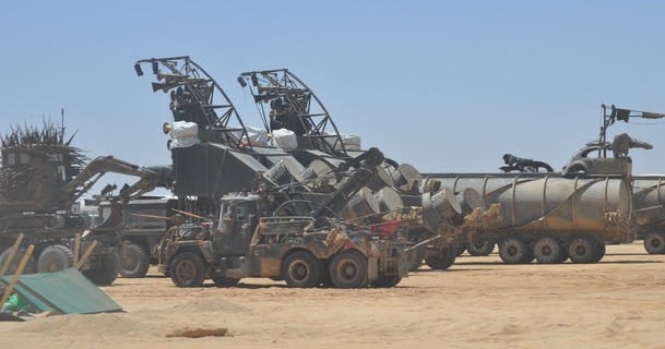 Mad Max: Fury Road - Natáčení stíhají potíže | Fandíme filmu