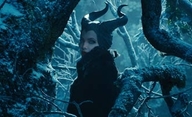 Maleficent: Zlá Angelina Jolie v traileru a na plakátě | Fandíme filmu