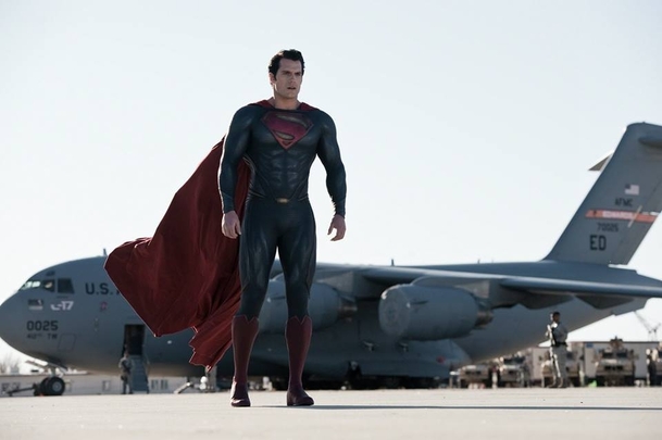 Superman: Režisér Kingsmana či Kick-Asse chystal hodně jinou trilogii muže z oceli | Fandíme filmu