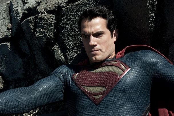 Henry Cavill by se údajně mohl vrátit do role Supermana | Fandíme filmu