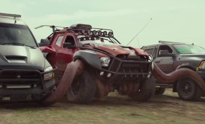 Monster Trucks: E.T. + Transfomers + Rychle a zběsile | Fandíme filmu