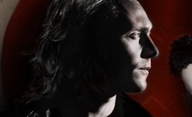 Only Lovers Left Alive: Tom Hiddleston jako upír | Fandíme filmu