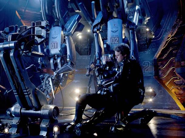 Rian Johnson viděl Pacific Rim. Povedl se? | Fandíme filmu