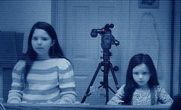 Paranormal Activity: Hororová pseudo-dokumentární série se vrací | Fandíme filmu