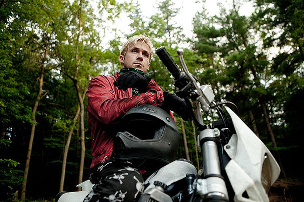 The Place Beyond the Pines: Ryan Gosling opět na hraně zákona | Fandíme filmu