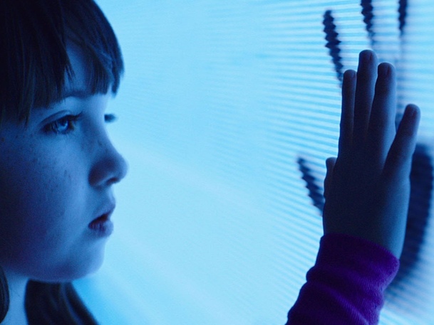 Poltergeist: Remake se dostavil s prvními ukázkami | Fandíme filmu