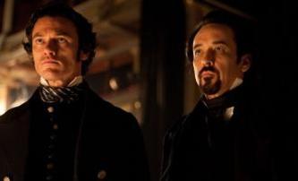 Havran: Edgar Alan Poe v novém traileru | Fandíme filmu