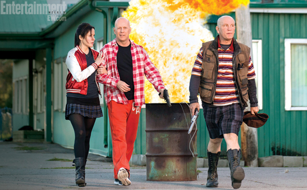 Red 2: Je tu první teaser trailer | Fandíme filmu