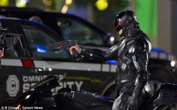 RoboCop: Nové fotky a video z natáčení | Fandíme filmu