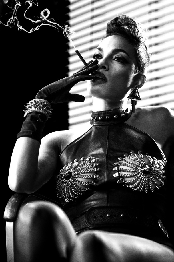 Sin City 2: Sado-maso Rosario Dawson a Jamie Chung | Fandíme filmu