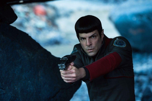 Star Trek: Do neznáma: Každý člen posádky dostal plakát | Fandíme filmu