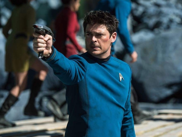 Star Trek: Do neznáma: Každý člen posádky dostal plakát | Fandíme filmu