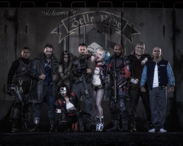 Suicide Squad: Oficiální fotka celého týmu v kostýmech | Fandíme filmu