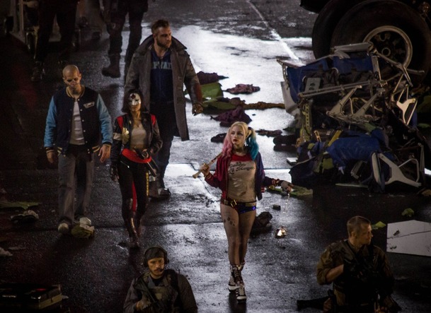 Suicide Squad: Deadshot v akci a další fotky z natáčení | Fandíme filmu