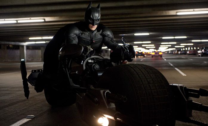 The Flash: První fotky Batmana na motorce | Fandíme filmu