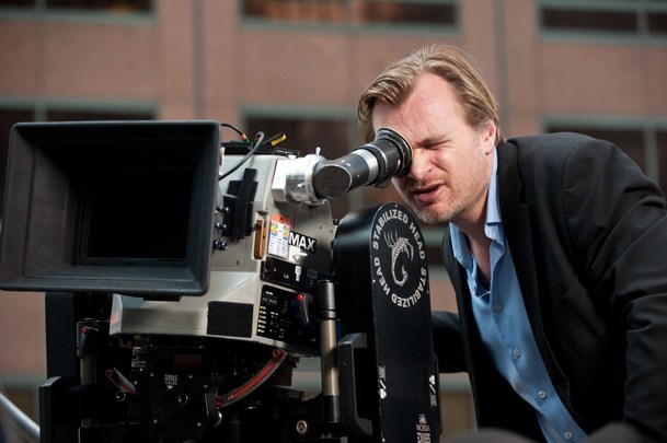 Christopher Nolan bije na poplach: Kinům dle režiséra Temného rytíře musíme pomoci | Fandíme filmu