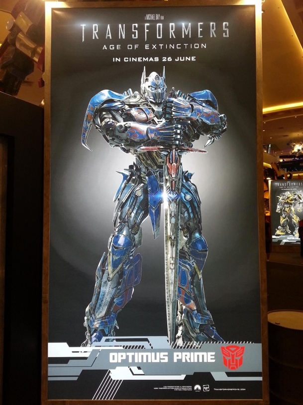 Transformers 4: Živý Transformer a další videa | Fandíme filmu