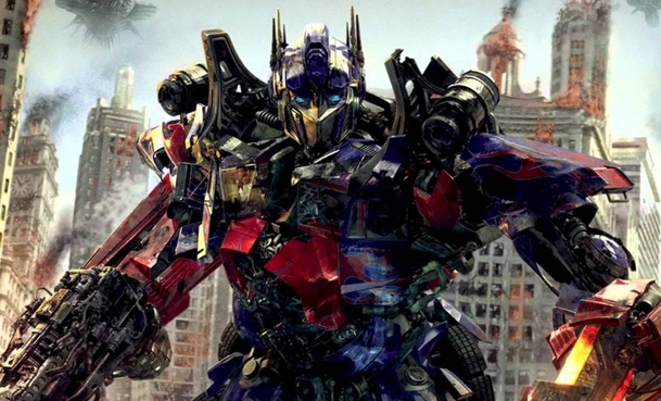 Transformers: Další kandidát na sólovku je Optimus Prime | Fandíme filmu