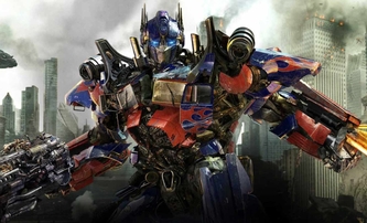 Transformers: Další kandidát na sólovku je Optimus Prime | Fandíme filmu