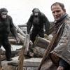 Úsvit Planety opic: Šimpanzi s brokovnicí | Fandíme filmu