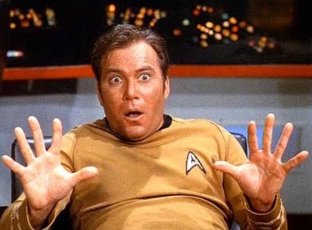 Star Trek: V prvním filmu měl Kirk bojovat s Ježíšem | Fandíme filmu