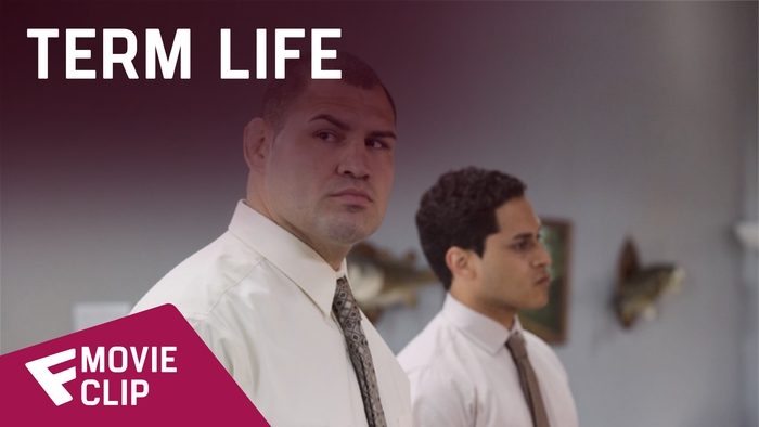 Term Life - Movie Clip (Aquarium) | Fandíme filmu