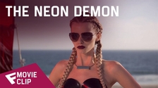 The Neon Demon - Movie Clip (Beauty is Everything) | Fandíme filmu