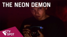 The Neon Demon - TV Spot (Carve) | Fandíme filmu