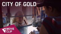 City of Gold - Movie Clip (Restaurant Reviews) | Fandíme filmu