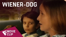 Wiener-Dog - Movie Clip (Artist) | Fandíme filmu