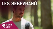 Les sebevrahů - Movie Clip (Sara Meets Michi) | Fandíme filmu