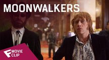 Moonwalkers - Movie Clip (Strictly Confidential) | Fandíme filmu