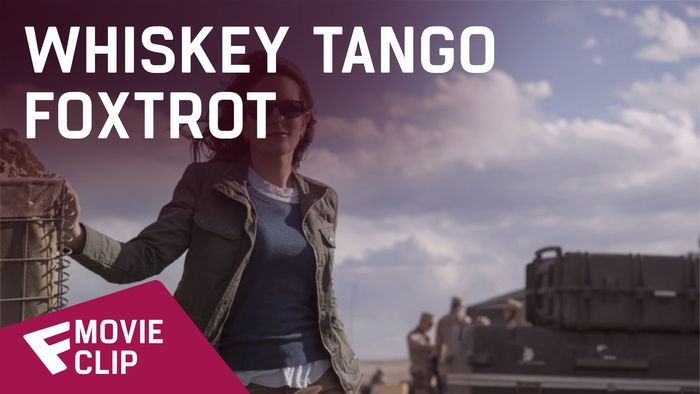 Whiskey Tango Foxtrot - Movie Clip (You Are A 10 Here) | Fandíme filmu